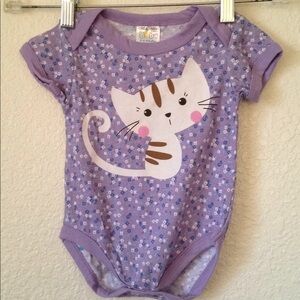 FINAL MARKDOWN Little Girl's Cambridge Classics Onesie (3-6m)